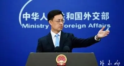 موضع چین درباره انتخاب سومین رهبر انقلاب