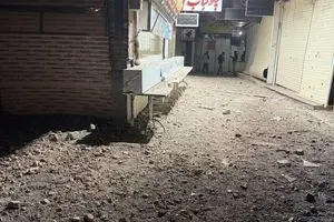 تصاویری از تخریب مغازه های بازار بعد از انفجارهای اطراف میدان ارگ