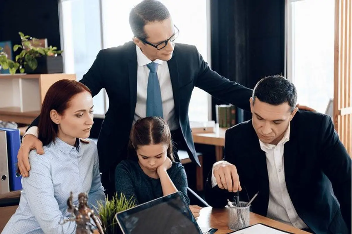 از یک وکیل خانواده متخصص چه انتظاراتی باید داشته باشیم؟