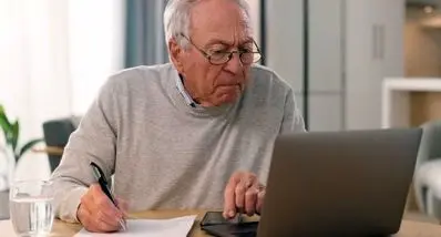 واریز نفری ۵۲۰ هزار تومان برای بازنشستگان | حکمت کارت آبان ماه شارژ شد