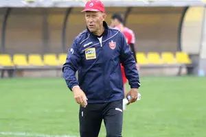 وکیل کالدرون خواستار مجازات پرسپولیس از سوی فیفا شد