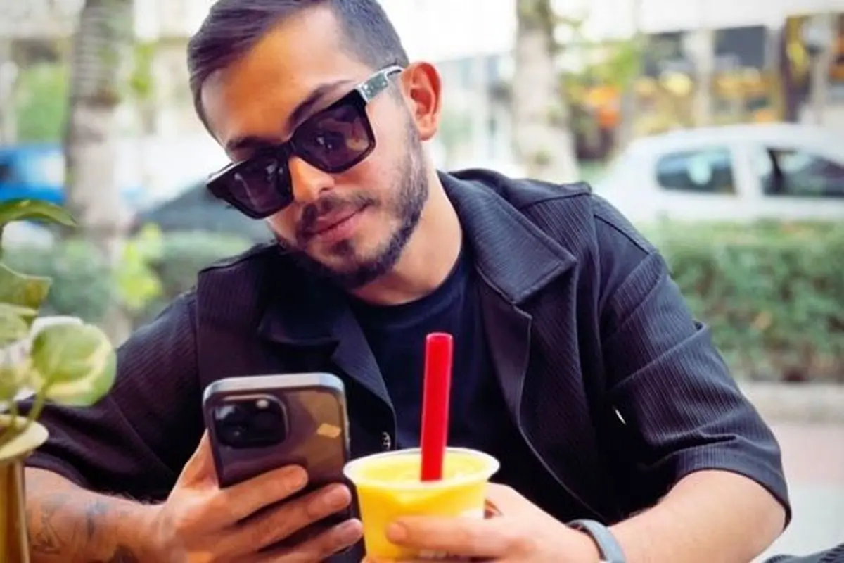 ارسلان قاسمی با شورت ورزشی وسط جنگل | سلیقه فاجعه ارسلان در لباس پوشیدن 