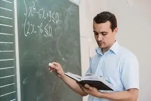 حقوق معلمان وارد فاز جدید شد | تصمیم مهم عیدی معلمان را متحول کرد