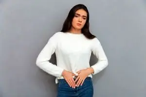 درمان خانگی دل پیچه و دل درد  قاعدگی در خانم ها + روش
