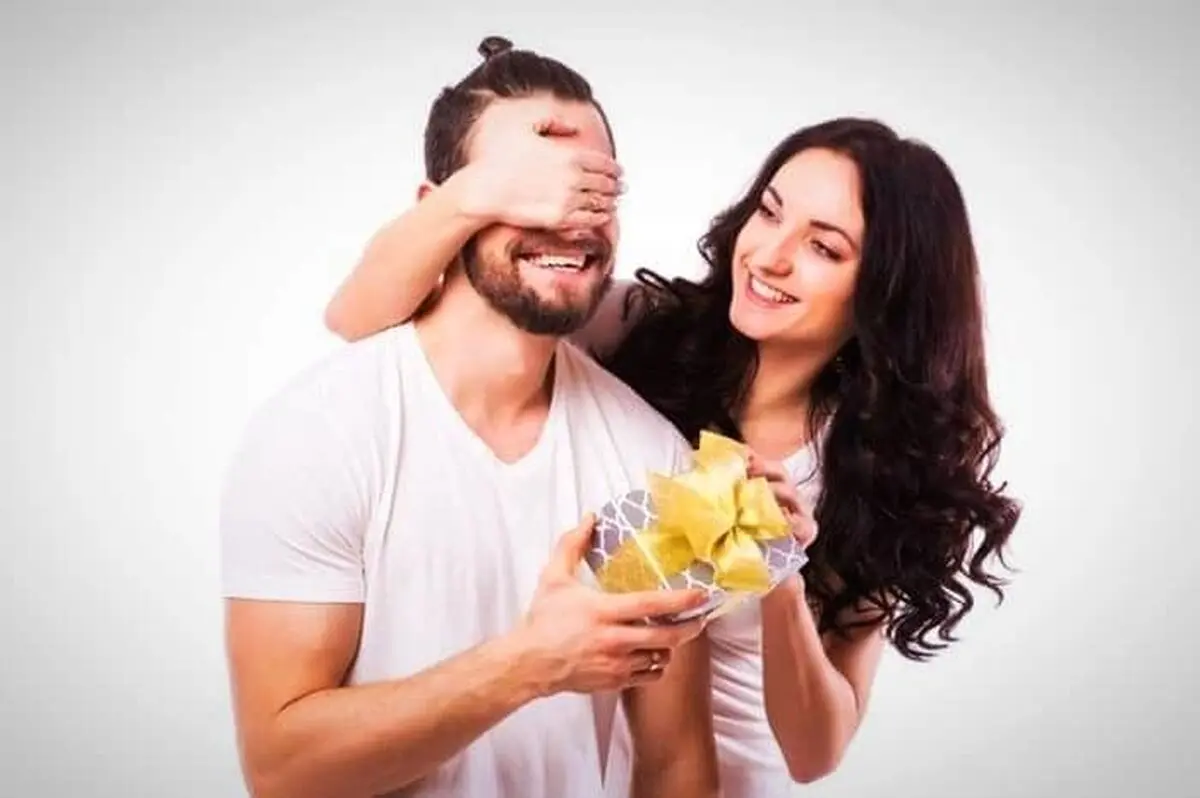این کادوهارو برای پارتنرتون بخرید | آقایون بیشتر دوست دارن چه چیزی کادو بگیرن!؟