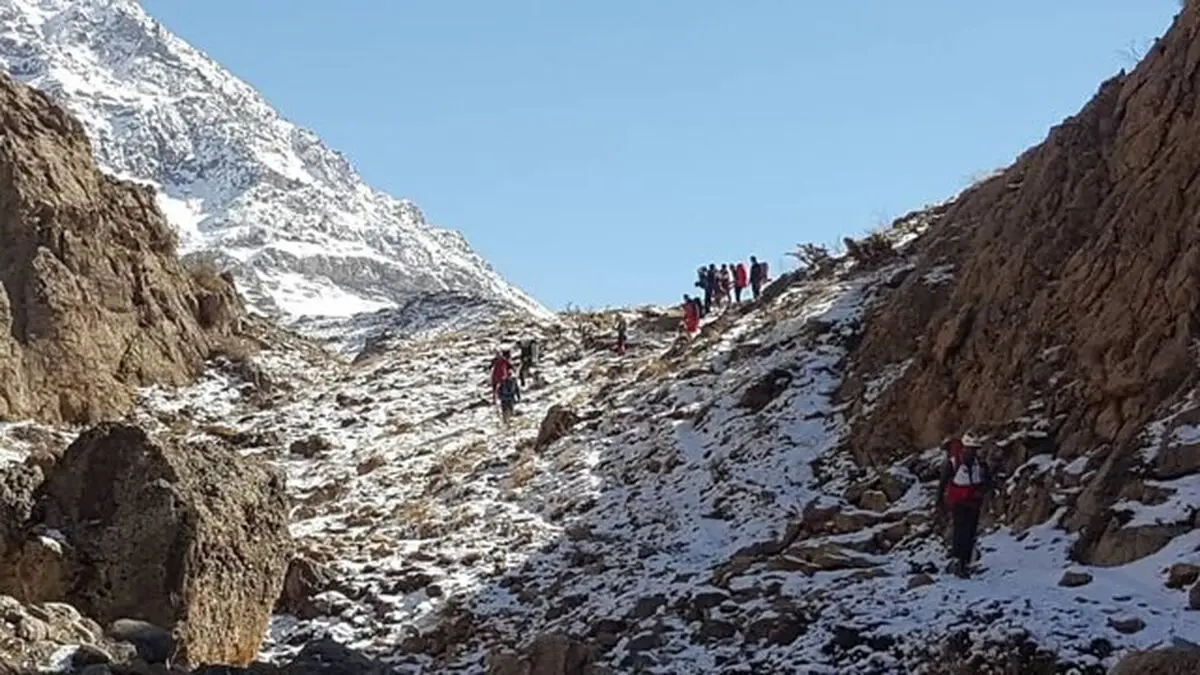 آخرین خبرها از نجات کوهنوردان گمشده در دیزین | یک نفر جان باخت
