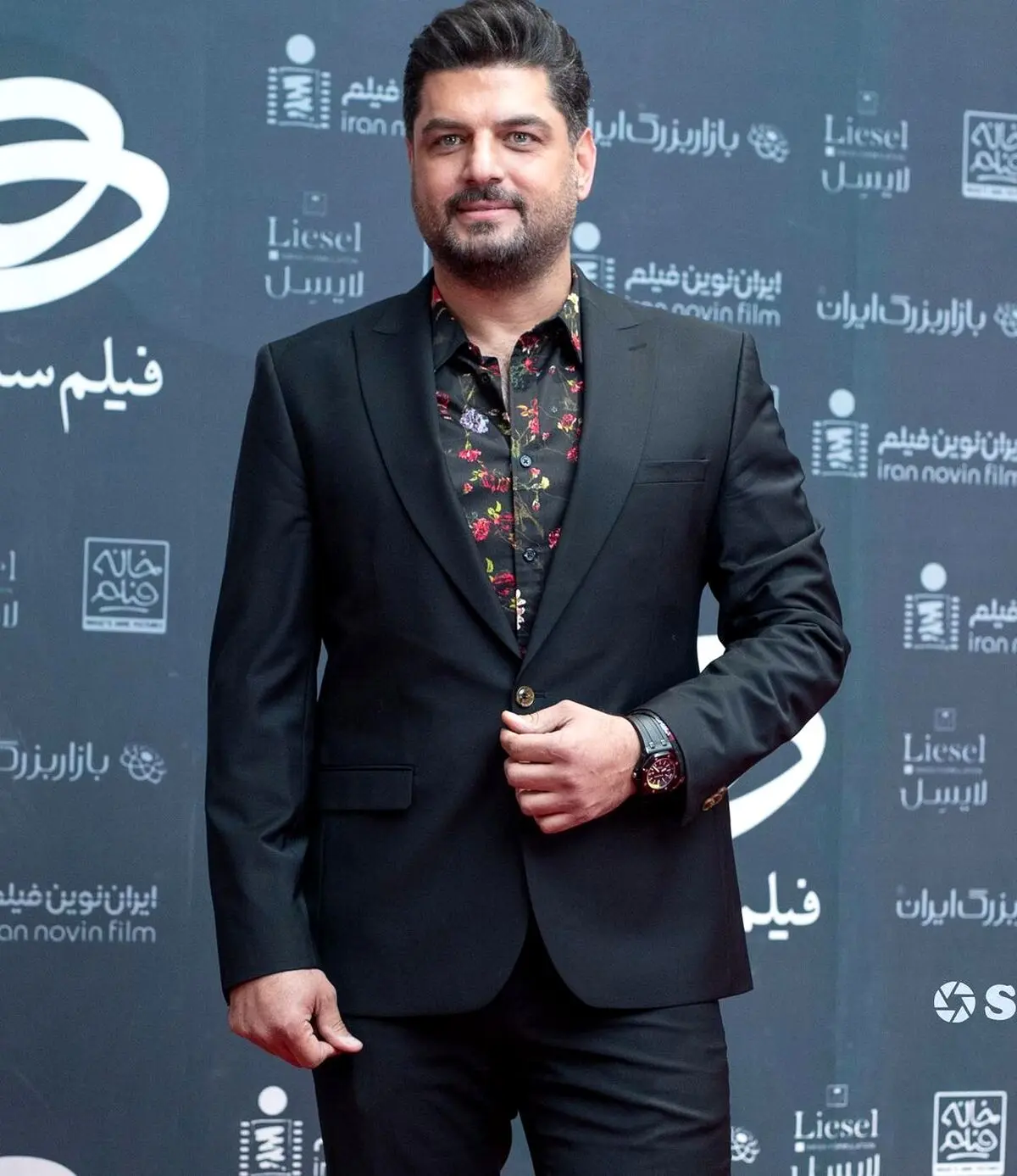 ژست خفن سام درخشانی وقتی مافیا می‌شود + عکس