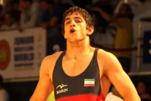 ویدیوی 16+ از کتک خوردن مرگبار ملی پوش کشتی در کمپ ترک اعتیاد | 
 هشدار حاوی صحنه های دلخراش است