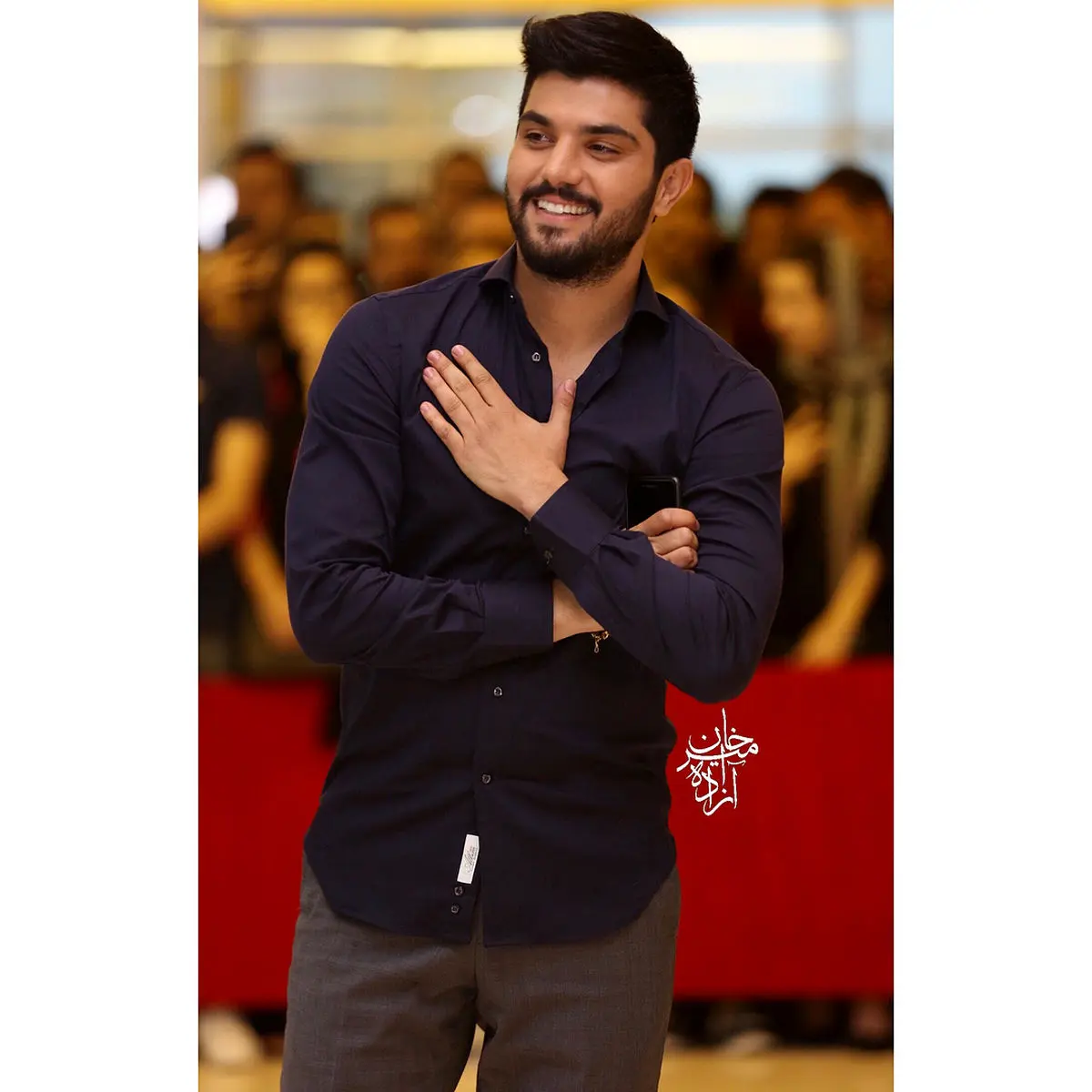 سینا مهراد از خانه لاکچری‌اش رونمایی کرد + عکس