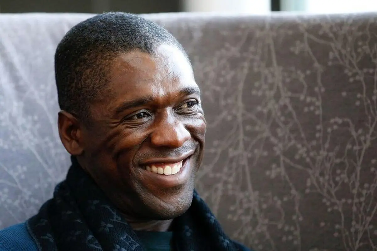 فارسی صحبت کردن کلارنس سیدورف در برنامه یورو ۲۰۲۰ شبکه سه / فیلم