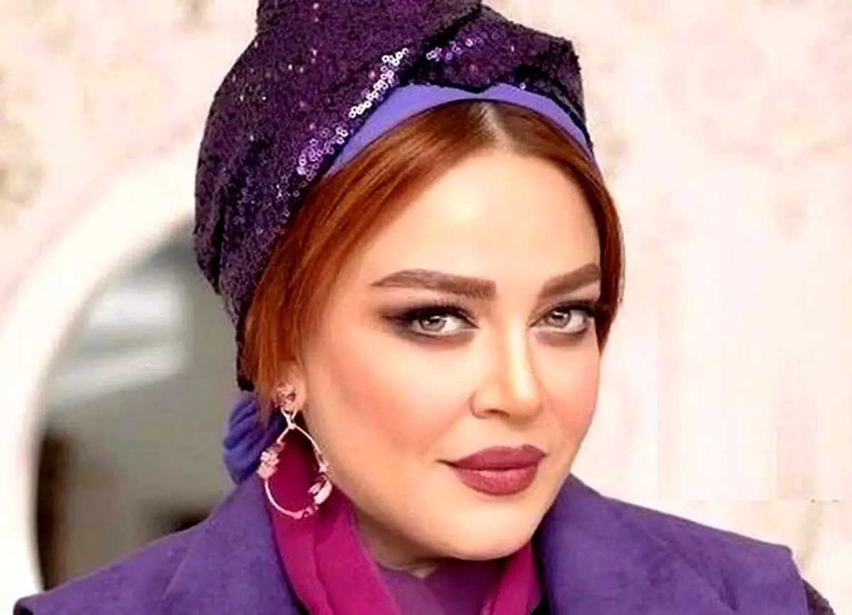 بهاره رهنما در حال فراگیری موسیقی