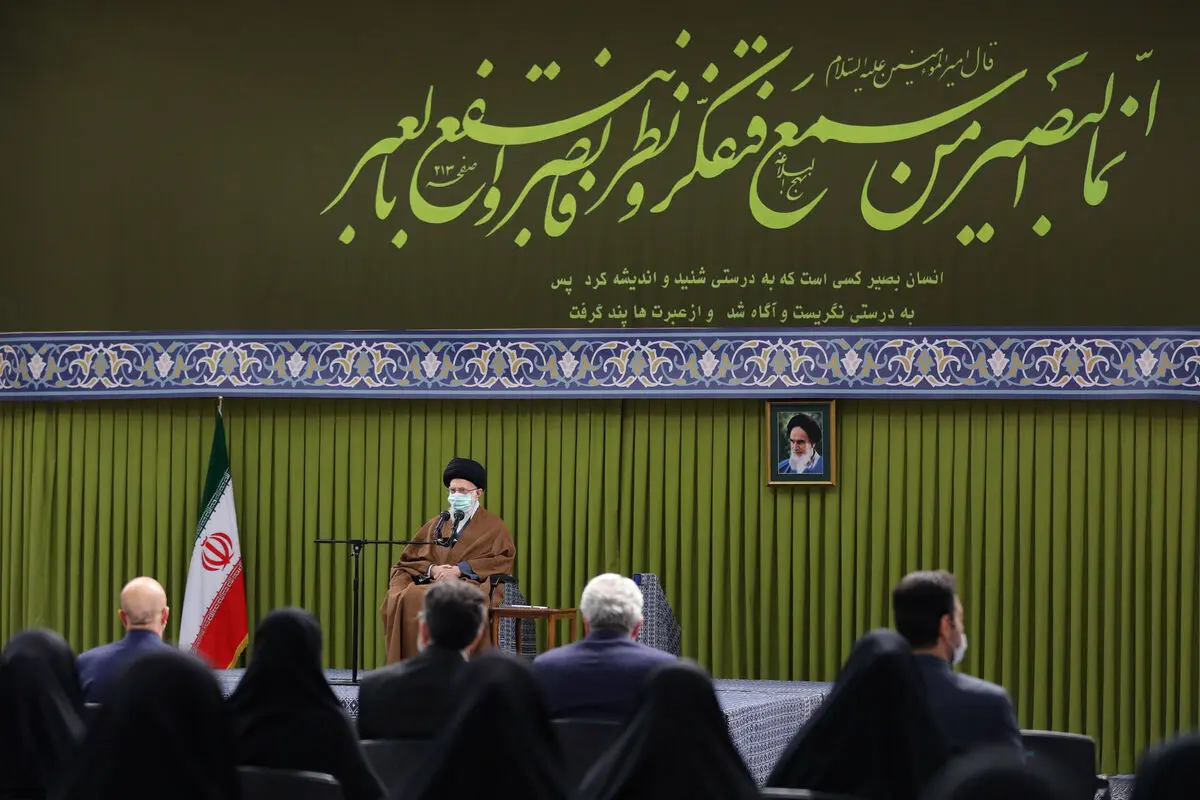  جهان در آستانه یک نظم جدید بین‌المللی است