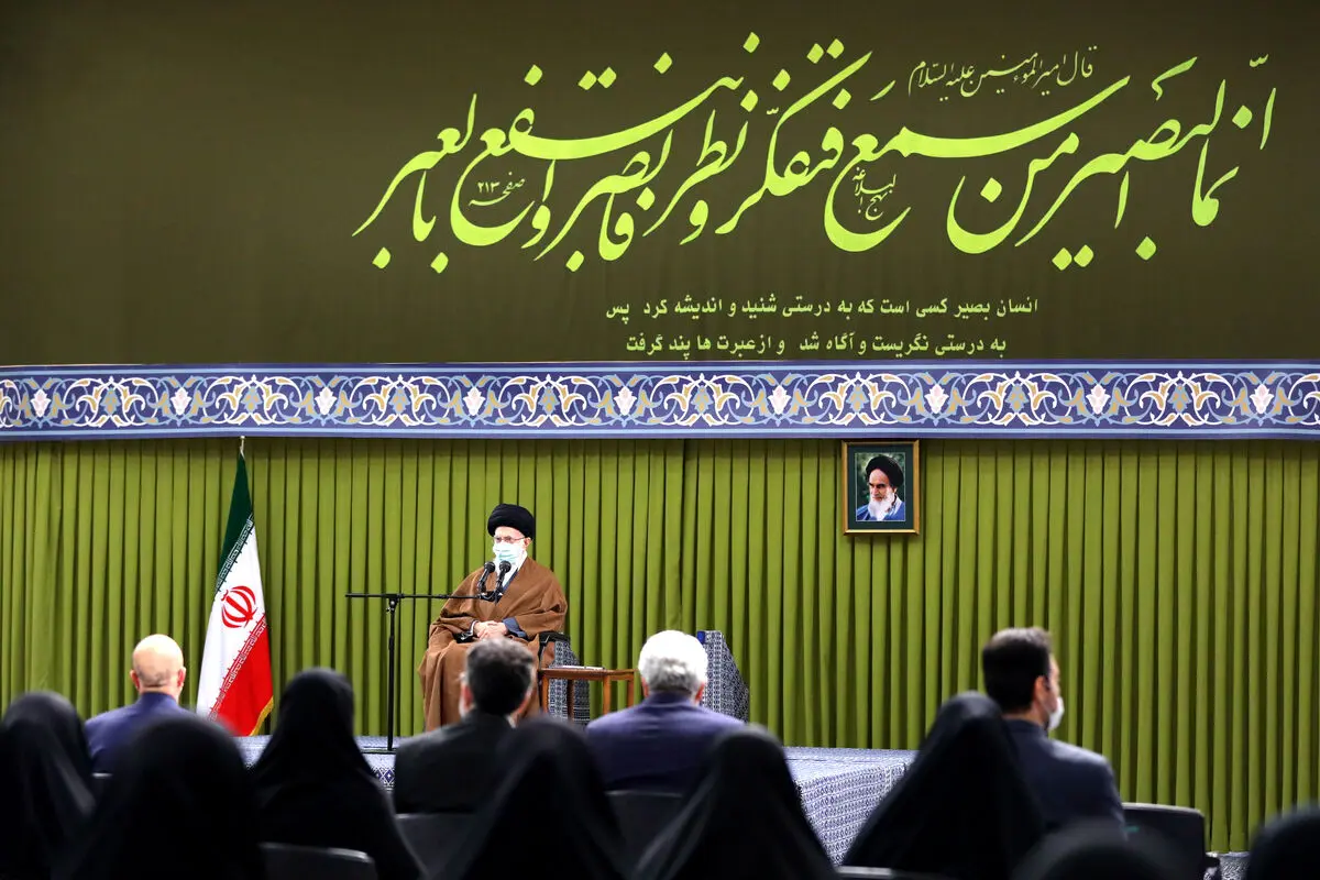  جهان در آستانه یک نظم جدید بین‌المللی است