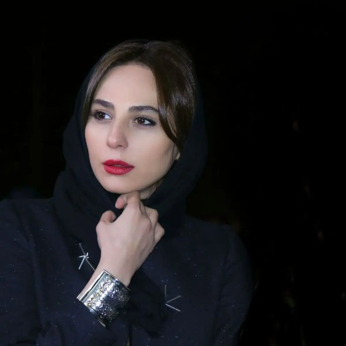 بازی متفاوت رعنا آزادی ور در زخم کاری