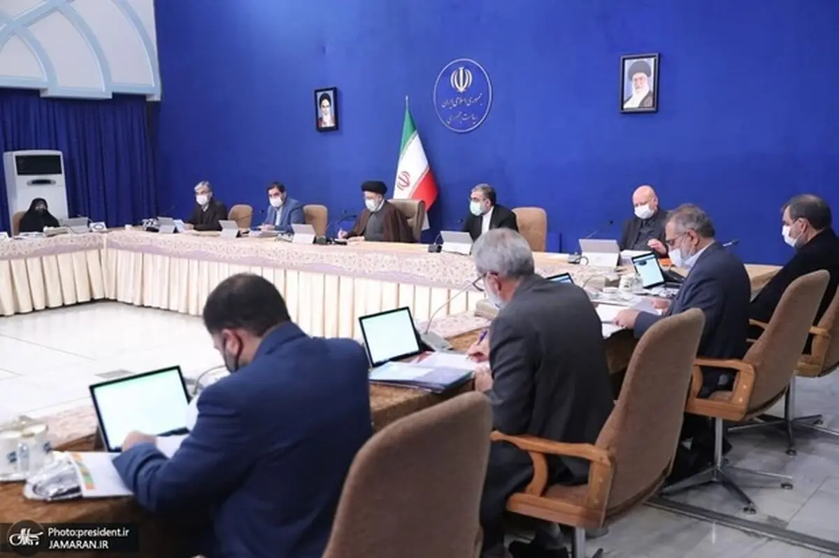 رئیسی تصمیمی برای تغییر وزرا ندارد
