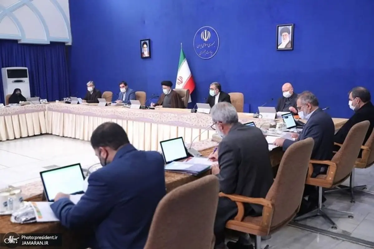 رئیسی تصمیمی برای تغییر وزرا ندارد
