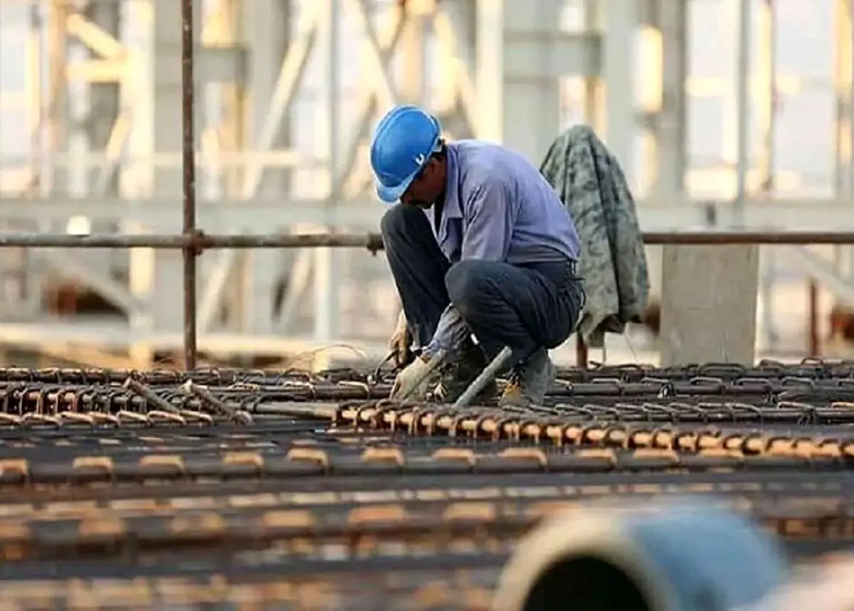 حقوق کارگران حدود ۳۳ میلیون تومان برای حداقل‌بگیران | حقوق کارگران برابر سبد معیشت شد