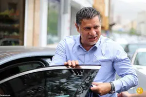 دیدار جالب علی دایی با خانم سفیر + عکس