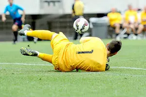 پیشنهاد ۱۸ میلیارد تومانی یک تیم به بیرانوند!