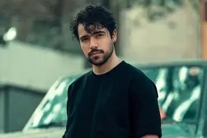 خبر بد برای شروین حاجی پور | درگذشت پدر خواننده قطعه «برای»