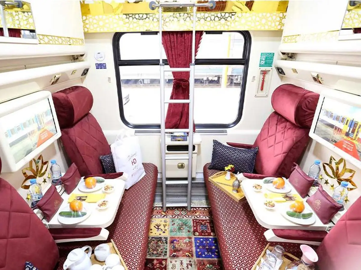 چگونه بلیط لحظه آخری برای سفر با قطار از تهران به مشهد پیدا کنیم؟