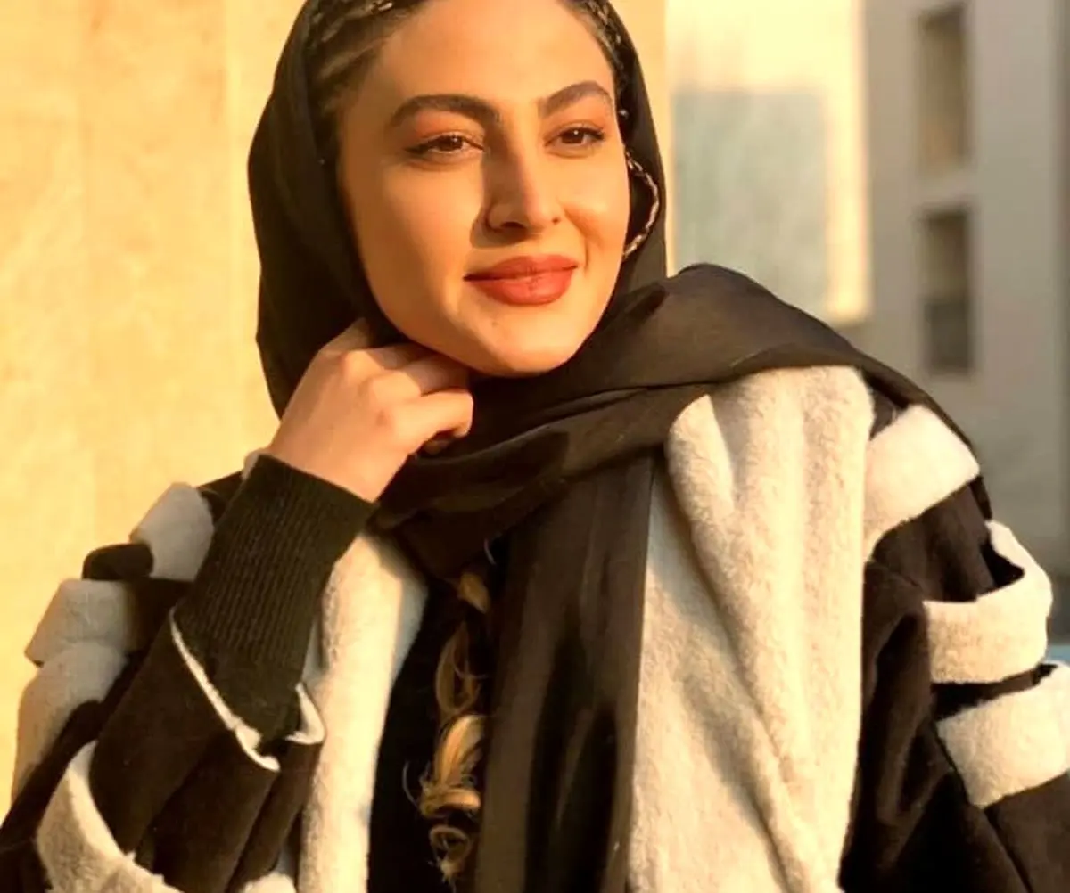 ژست قجری مریم مومن در کنار خانم بازیگر + عکس