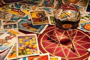 فال تاروت روزانه 30 شهریور ماه | سرنوشت برای شما چه خوابی دیده است؟