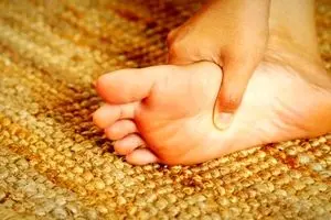 بیماری قلبی با بی حسی پاها چه ارتباطی دارد؟