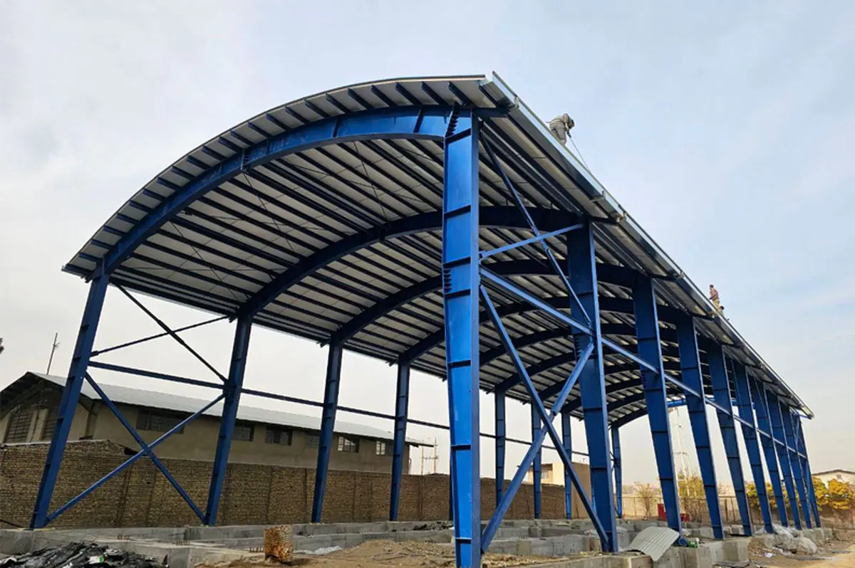 رشد تقاضا برای سوله‌های ساندویچ پانل در صنایع سردخانه‌ای ایران