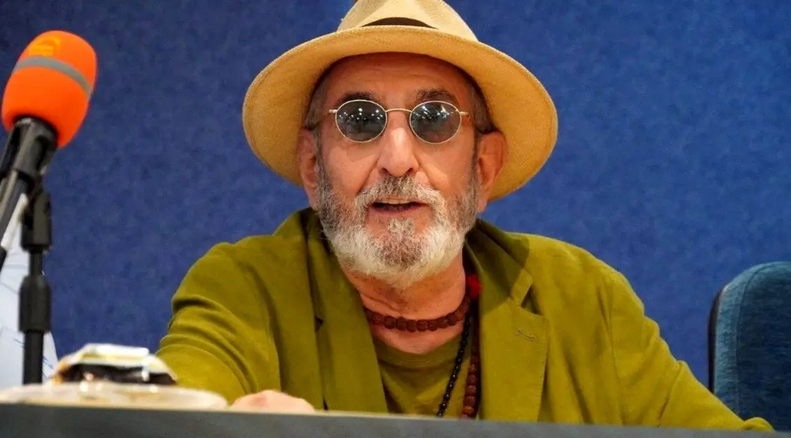 نفرت شدید فرهاد آئیش از ترامپ | تعجب قیاسی از حرفهای فرهاد آئیش + ویدئو