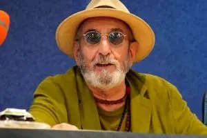 نفرت شدید فرهاد آئیش از ترامپ | تعجب قیاسی از حرفهای فرهاد آئیش + ویدئو