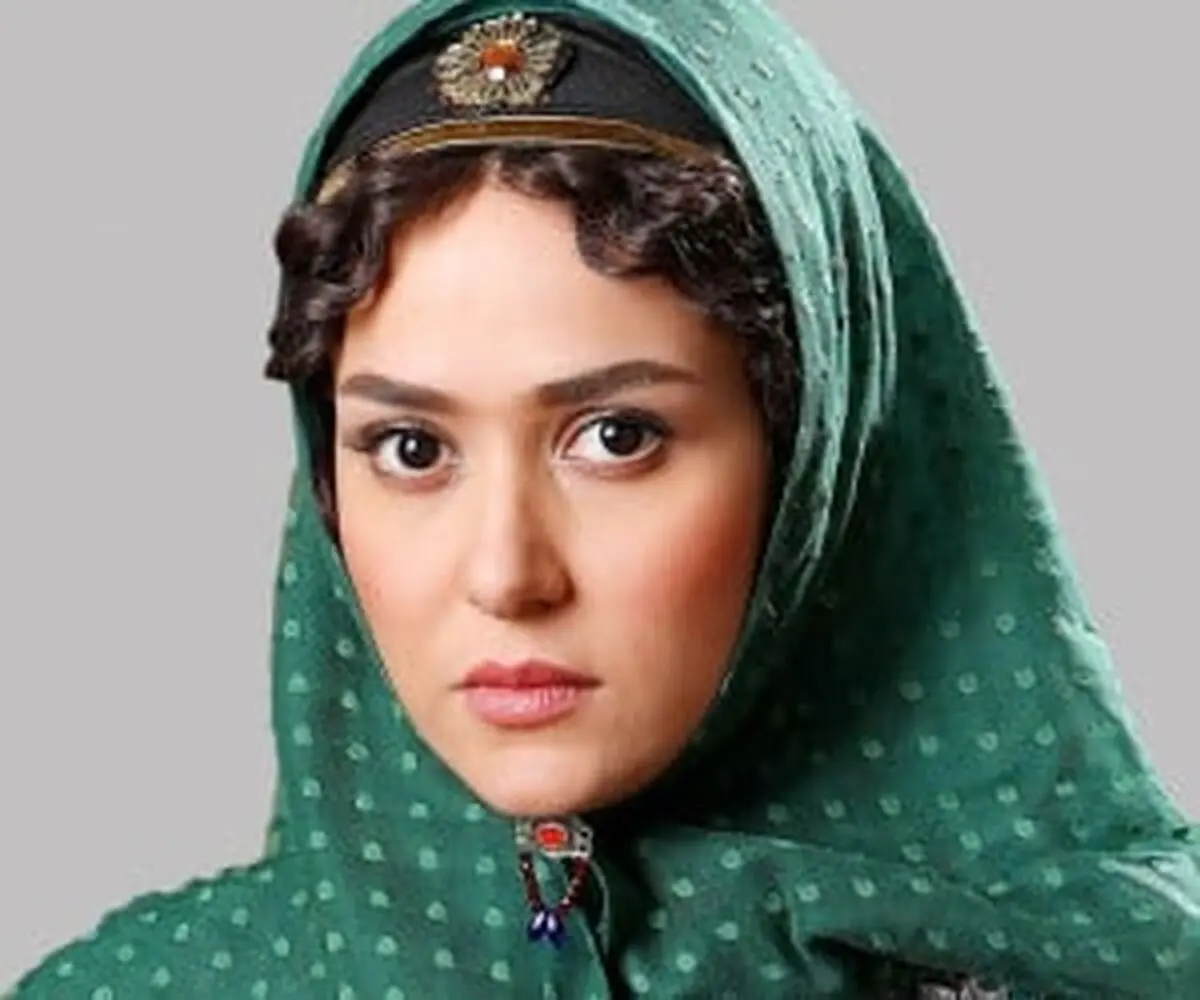 پریناز ایزدیار در کنار حیوان خانگی عجیبش | حیوان خانگی پریناز ایزدیار چیست