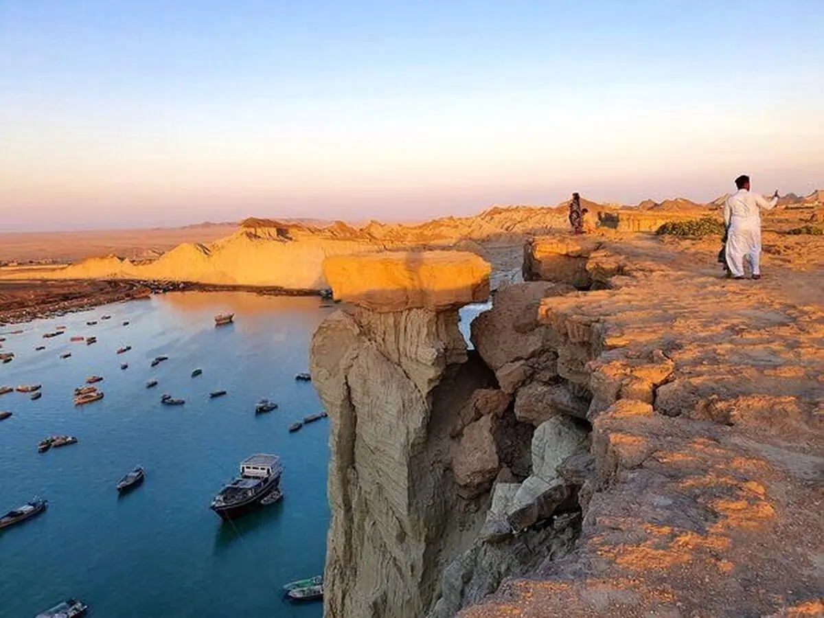 گرفتن عکس سلفی جان یک گردشگر را گرفت