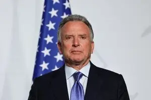 عصبانیت ویتکاف از روس ها برای کمک به ایران