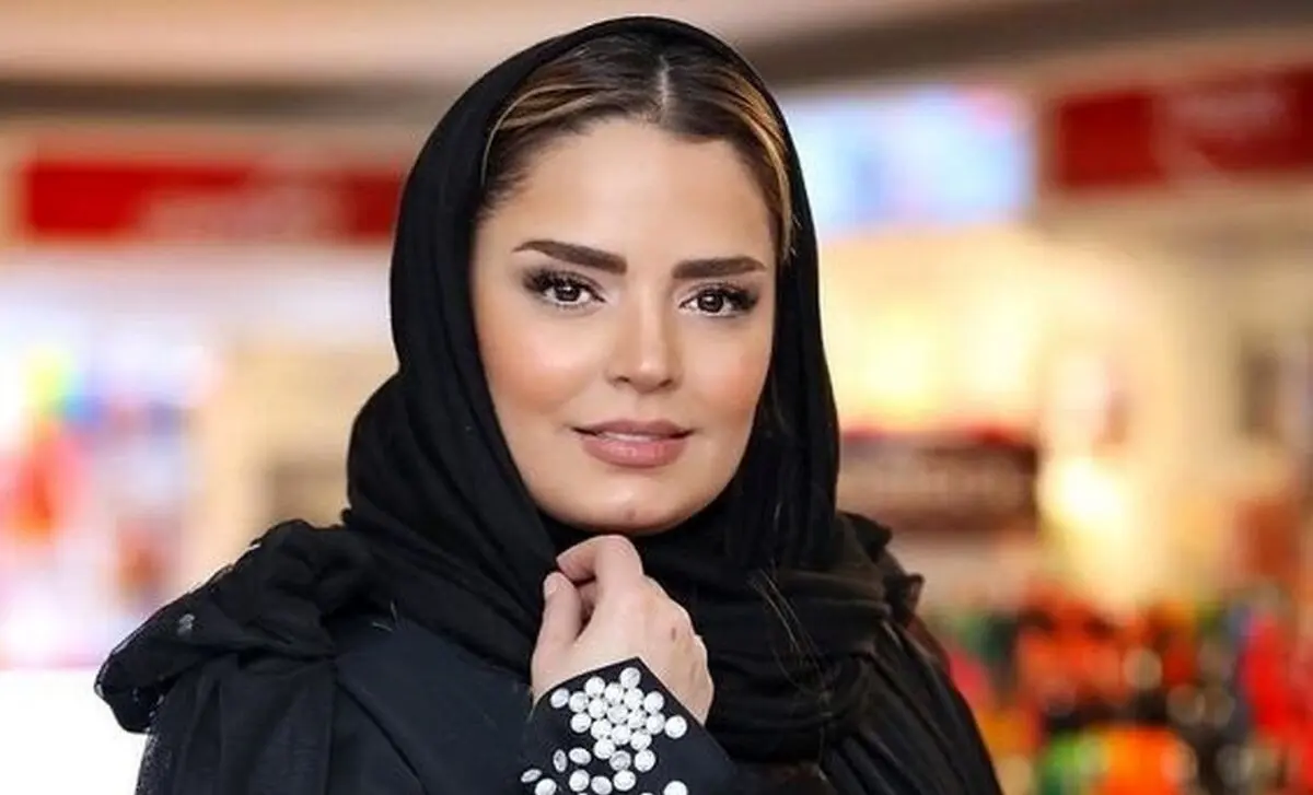 عکس  سپیده خداوردی در کنار خانواده اش