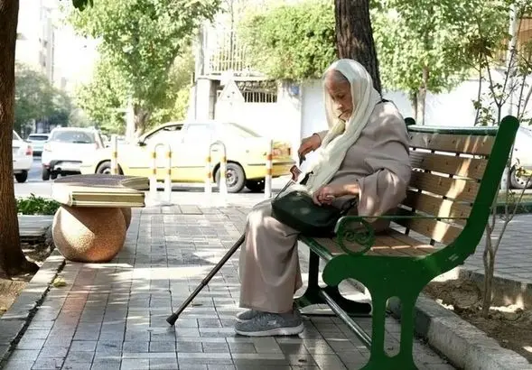 سه طرح جدید برای افزایش حقوق بازنشستگان در وزارت کار | خبر خوش برای بازنشستگان دهک‌های ۸ و ۹ 