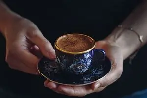فال قهوه امروز دوشنبه ۱۲ آبان ۱۴۰۴ | تفسیر ویژه فال قهوه امروز شما