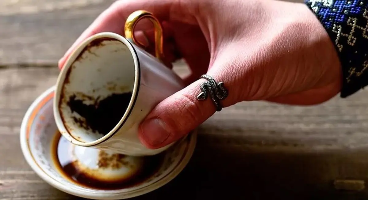 فال قهوه امروز یکشنبه ۱۳ مهر ۱۴۰۴ | اگر منتظر فرصت جدیدی هستید، آماده باشید !