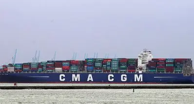 توقف عبور کشتی‌ها از کانال سوئز