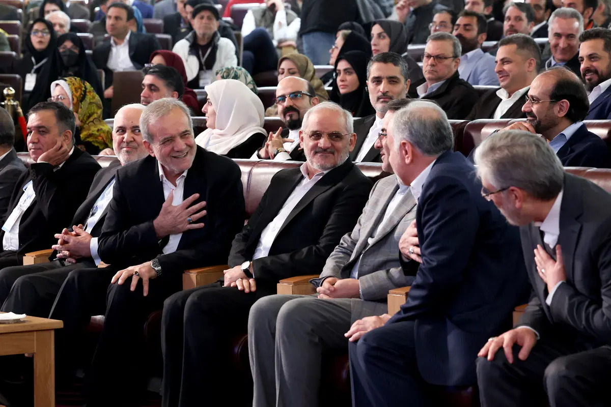 نمایش وفاق!