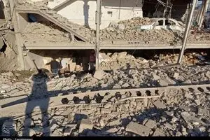 تصاویر حمله موشکی اسرائیل به مناطق مسکونی سنندج‌ / ۲ نفرشهید شدند