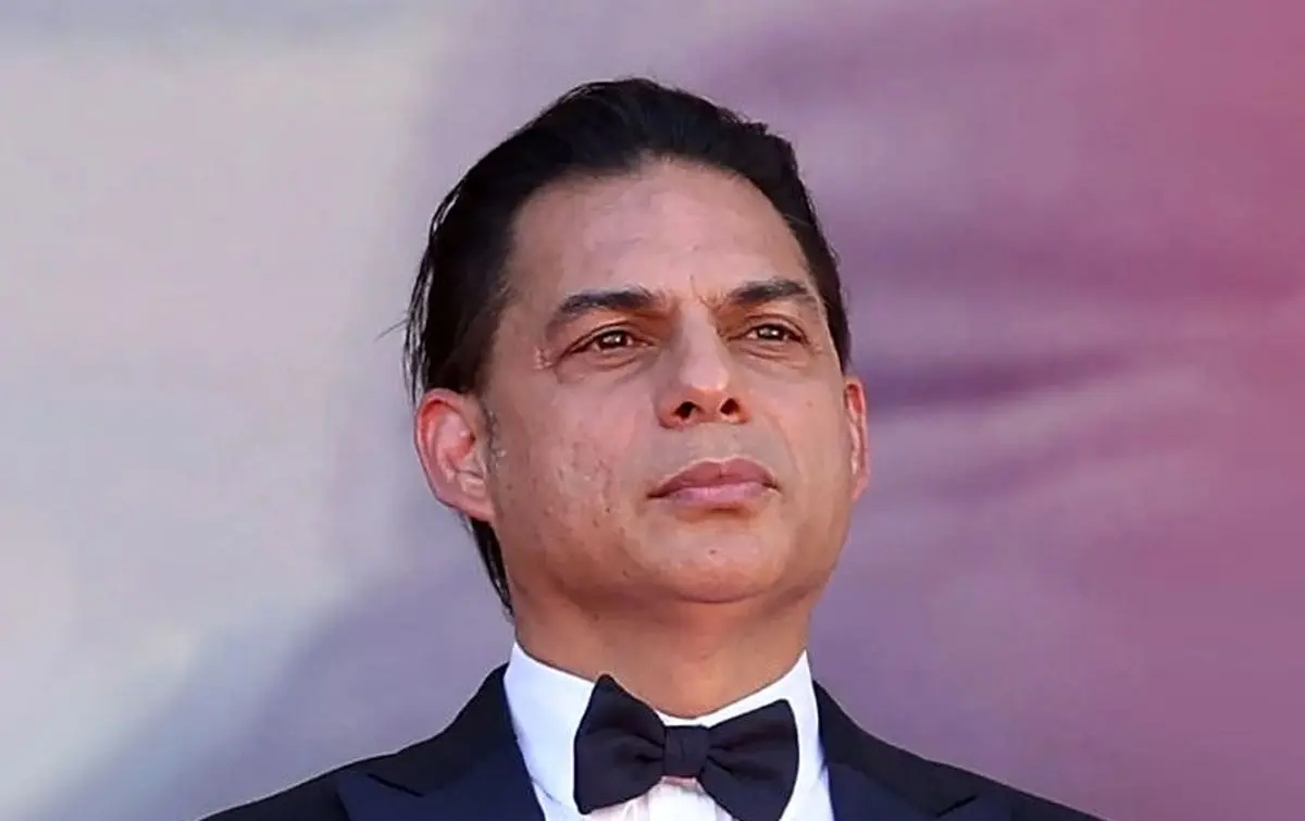 فخر فروشی پیمان معادی با ساعت ۶ میلیاردی‌ | تیپ سر تا پا لوکس آقای بازیگر !