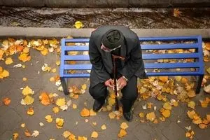 جدول اقساط وام بازنشستگان ۵۰ میلیون تومانی | نکات مخفی وام بازنشستگان که بانک‌ها نمی‌گویند