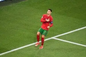 عصبانیت مجدد هواداران پرتغال از دست رونالدو / عکس