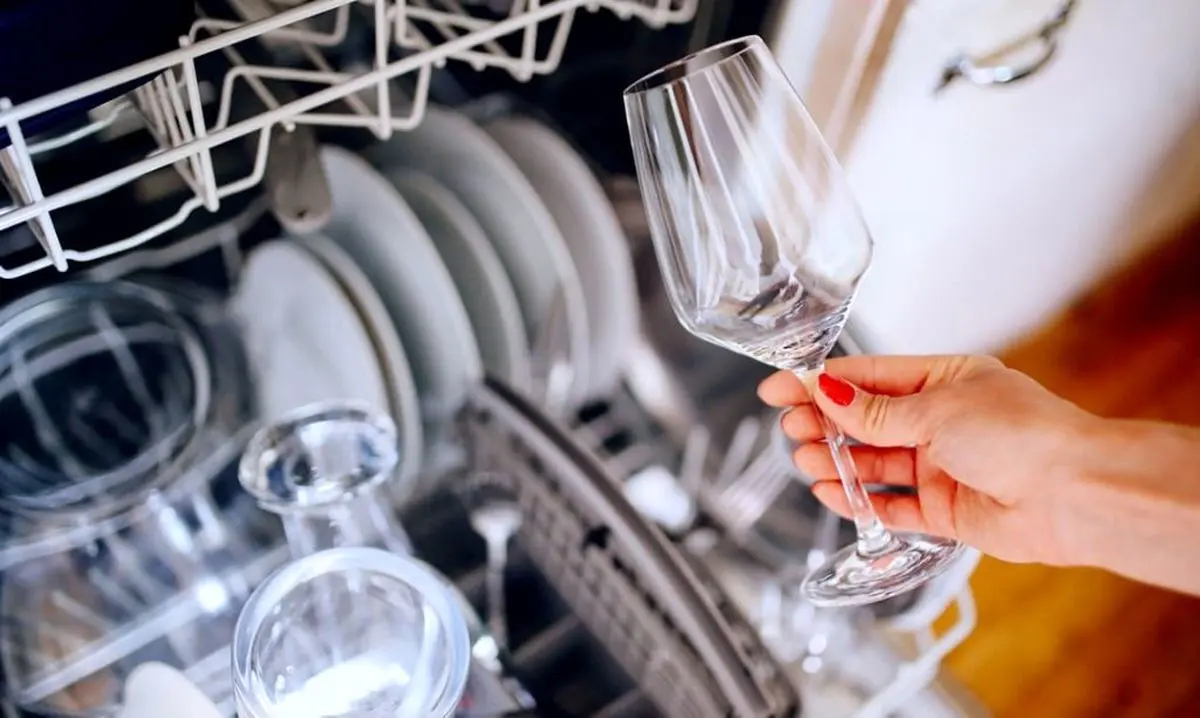 رفع بوی بد لیوان شیشه ای تو سیم ثانیه