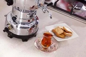 اگه شیر کتری و سماورت چکه میکنه راه حلش اینجاست | ترفند کاربردی برای اینکه شیر سماور دیگه چکه نکنه