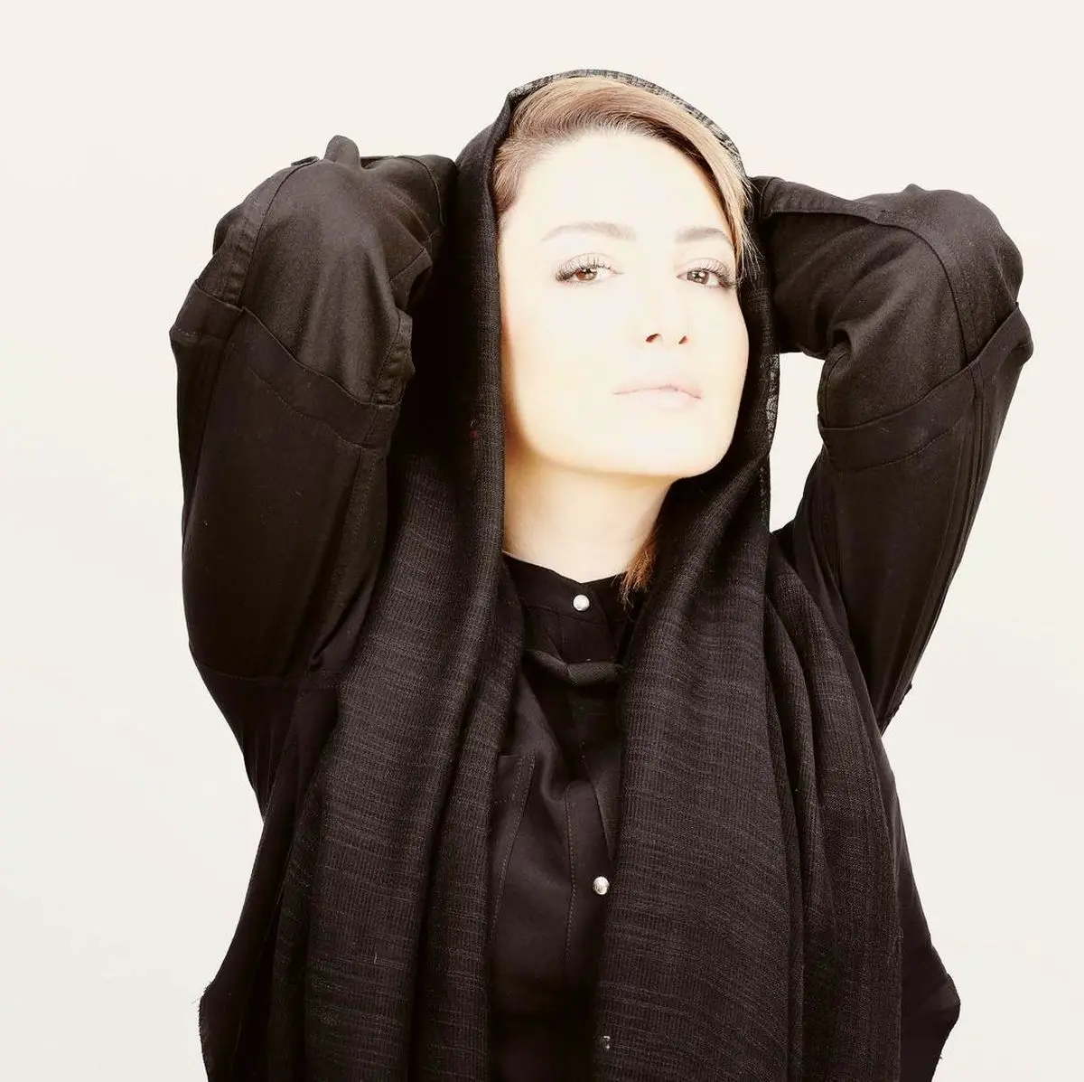 عکس عاشقانه شیلا خداداد و همسرش