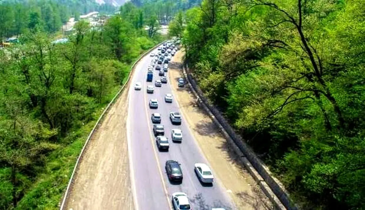 ترافیک سنگین در آزادراه تهران - شمال و جاده چالوس