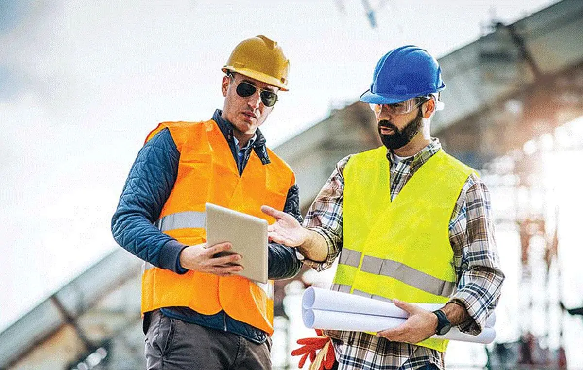 خرید لباس کار مناسب برای محیط کار