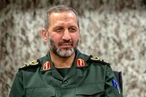 پیام جالب فرمانده هوافضای سپاه برای ترامپ + عکس